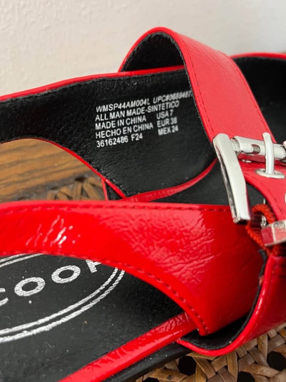 Size 7 City Chic Edgy Double Buckle Red Faux Leather Statement Slingback Flat - Picture 8 of 10